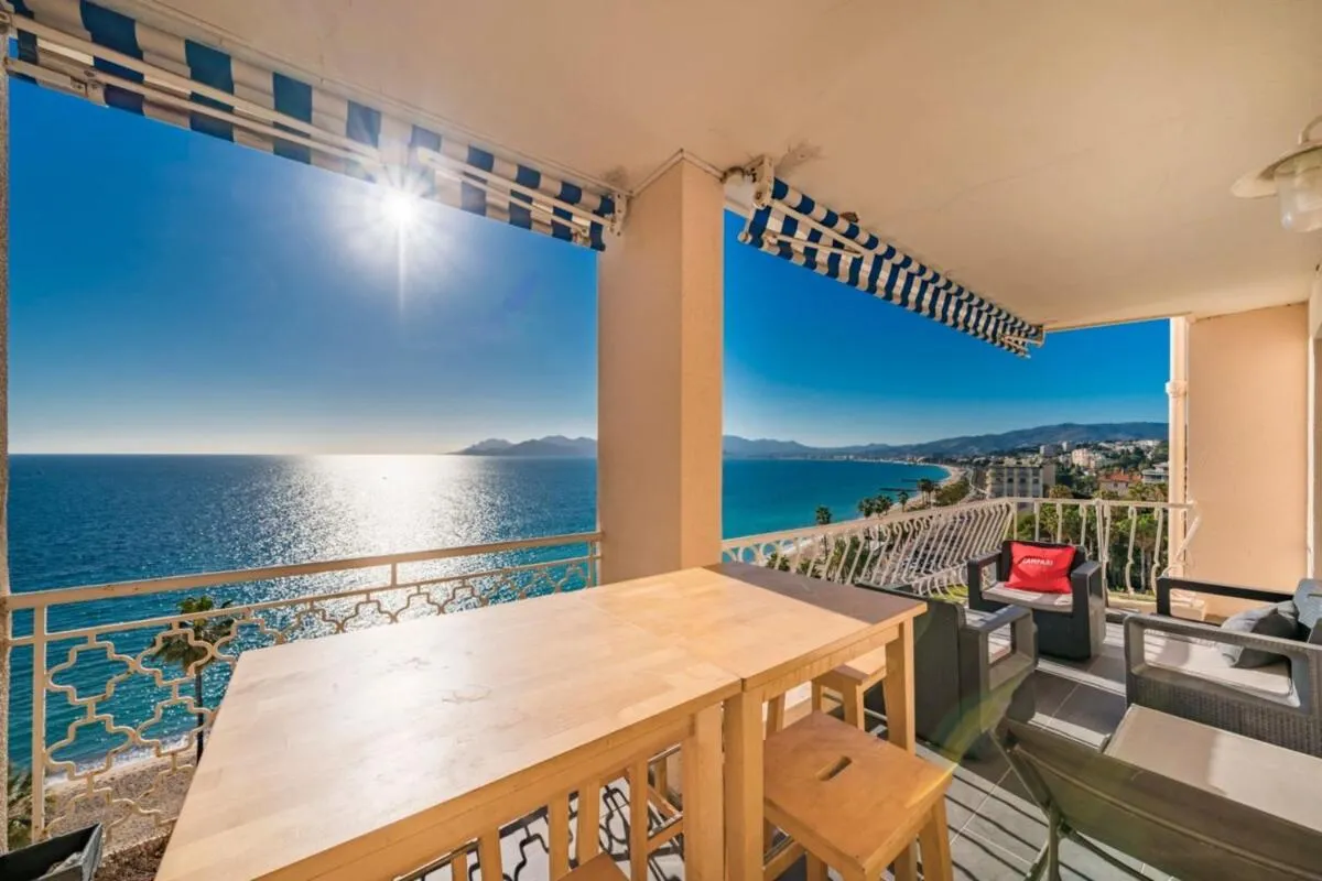 Image 1 of Wonderful 2 bedroom apartment with sea view