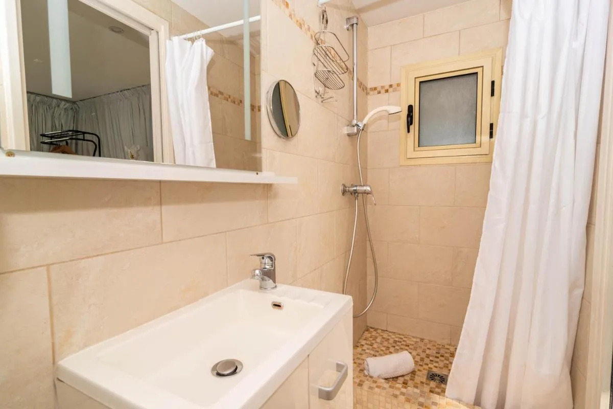 Image 2 of Wow Splendide 3-4 pcs Duplex Rooftop Vue mer by Olam Properties