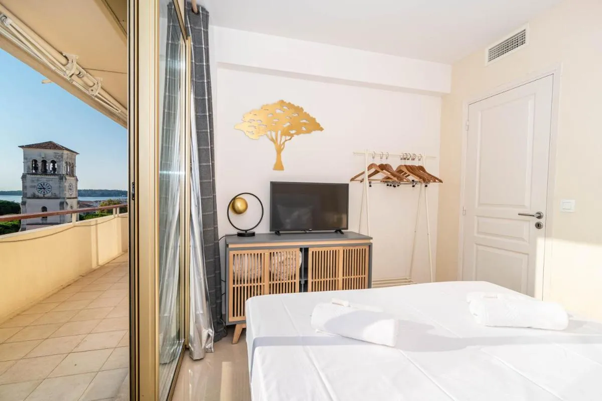 Image 5 of Wow Splendide 3-4 pcs Duplex Rooftop Vue mer by Olam Properties