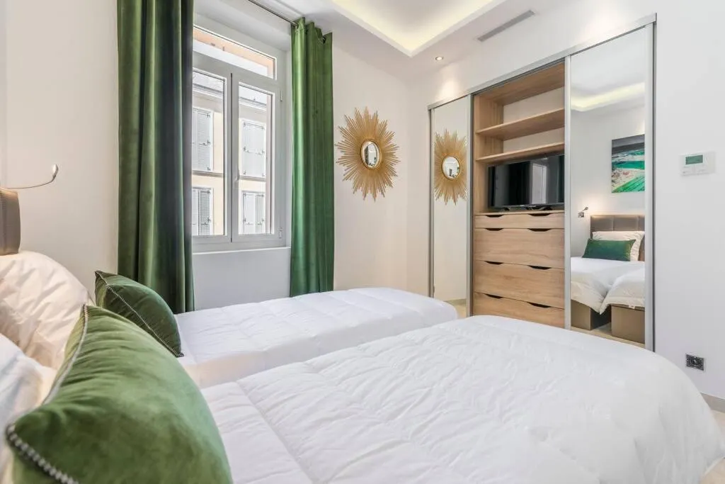 Image 6 of Wow this view! 2BR facing Old Port 4th floor Olam Properties