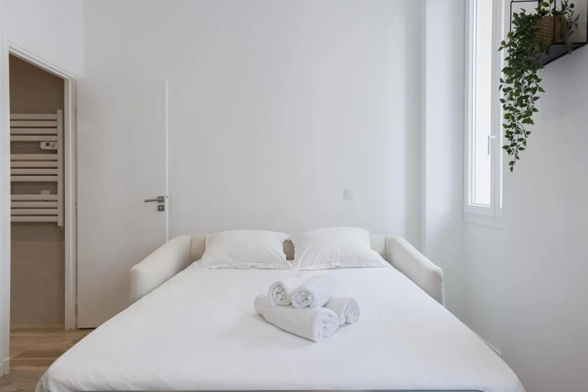 Image 5 of ” L’atelier D’André ” Center Of Cannes – CONGRES – Plage – Clim