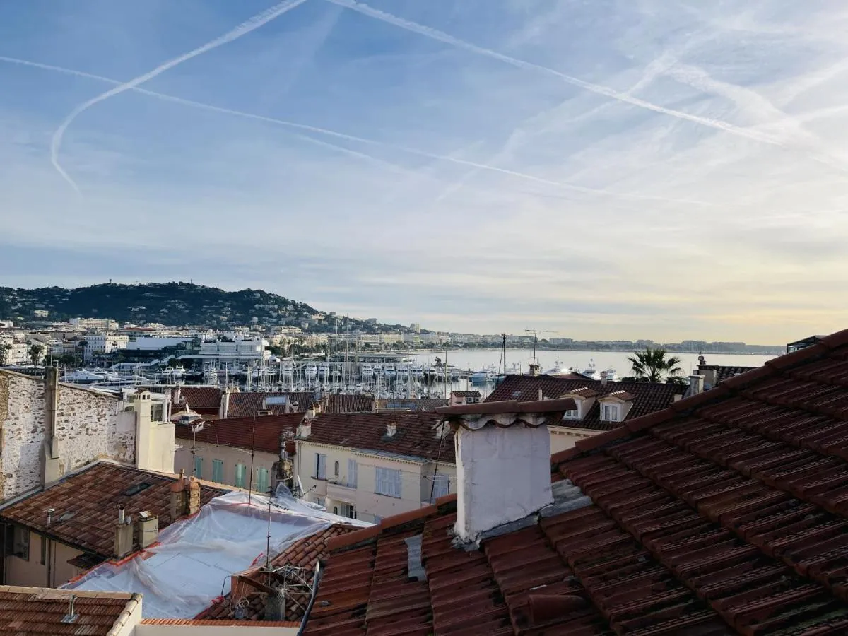 Image 2 of appartement duplex a deux pas du port