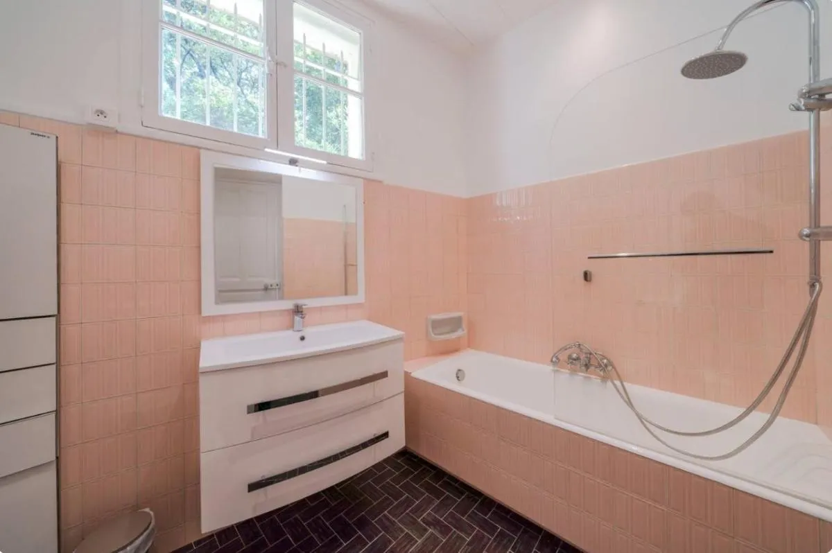 Image 2 of les néfliers