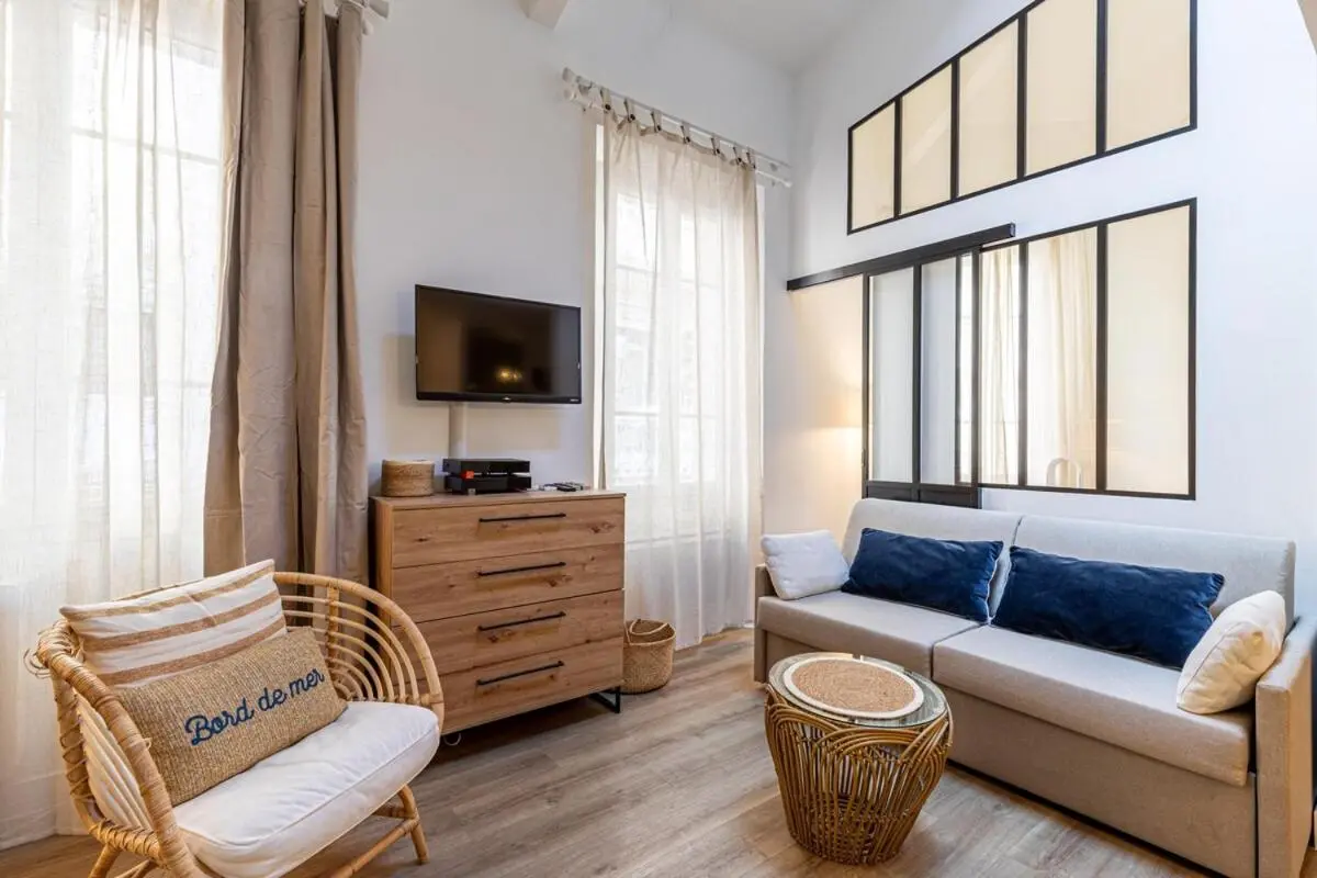 Image 4 of 13 ANDRE2 – Very nice duplex apartment, 100m from La Croisette and beaches