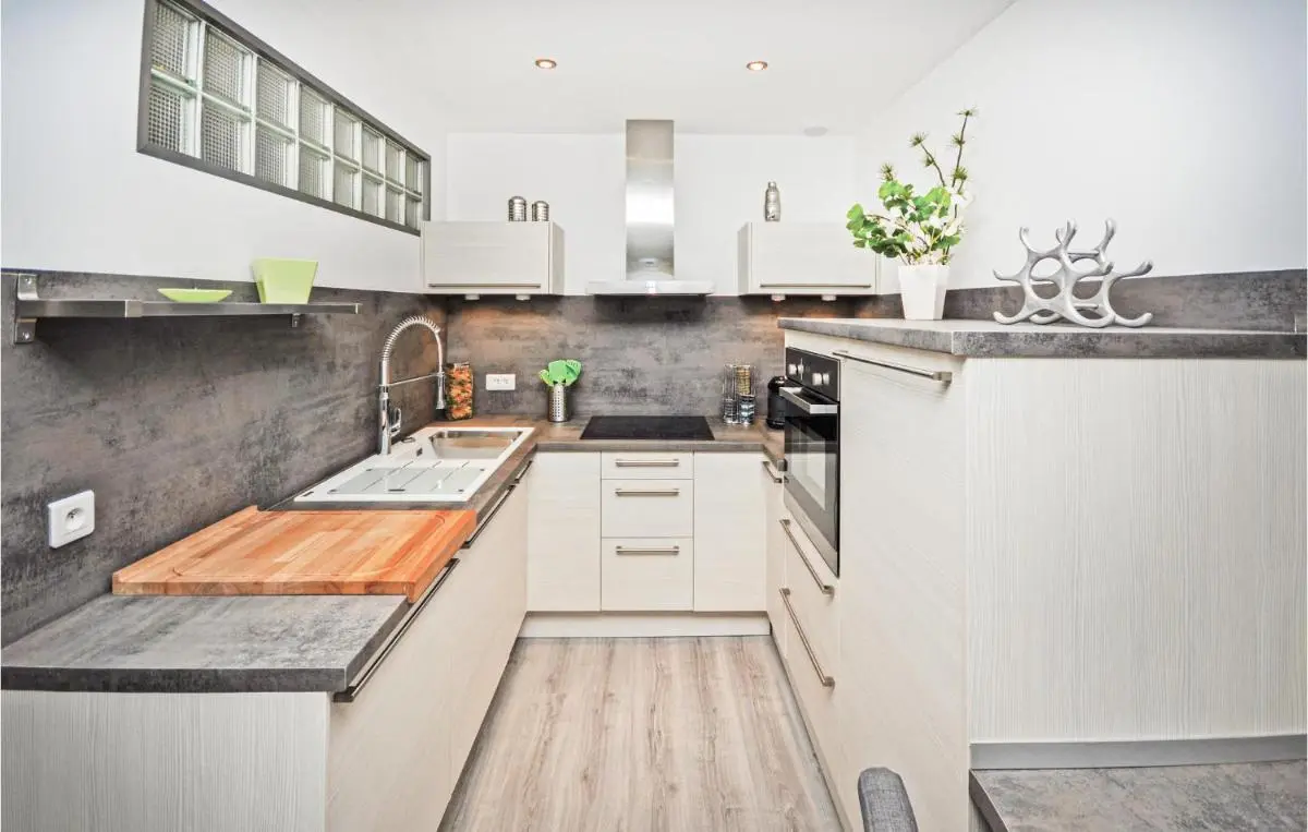 Image 5 of 2 Bedroom Awesome Apartment In Cannes