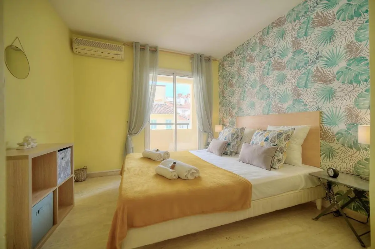 Image 6 of 3 PIECES en DUPLEX , CENTRAL A2B103