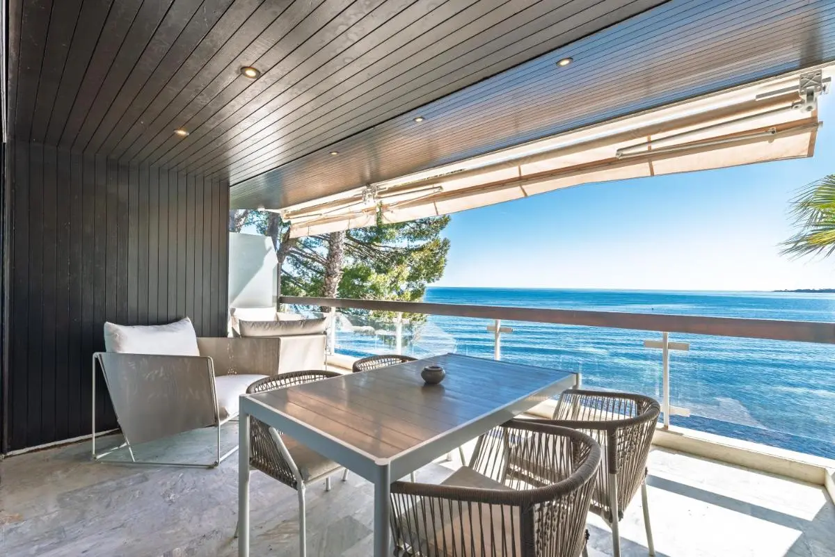 Image 4 of ADRIANA by Terry’s Homes WATERFRONT SEAVIEW BEACH