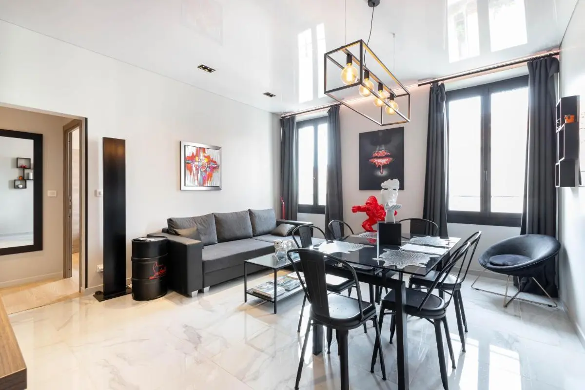 Image 5 of Agence des Résidences – Plein centre de Cannes