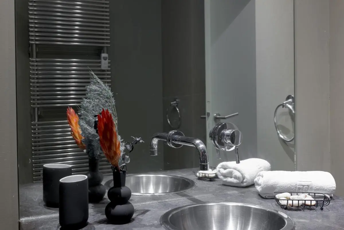 Image 2 of Alma Gallia 4 pers