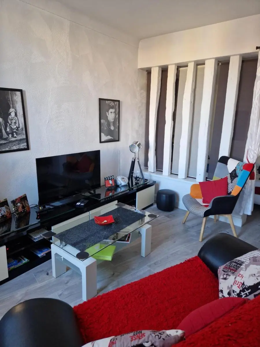 Image 4 of Apartment Rue St Antoine