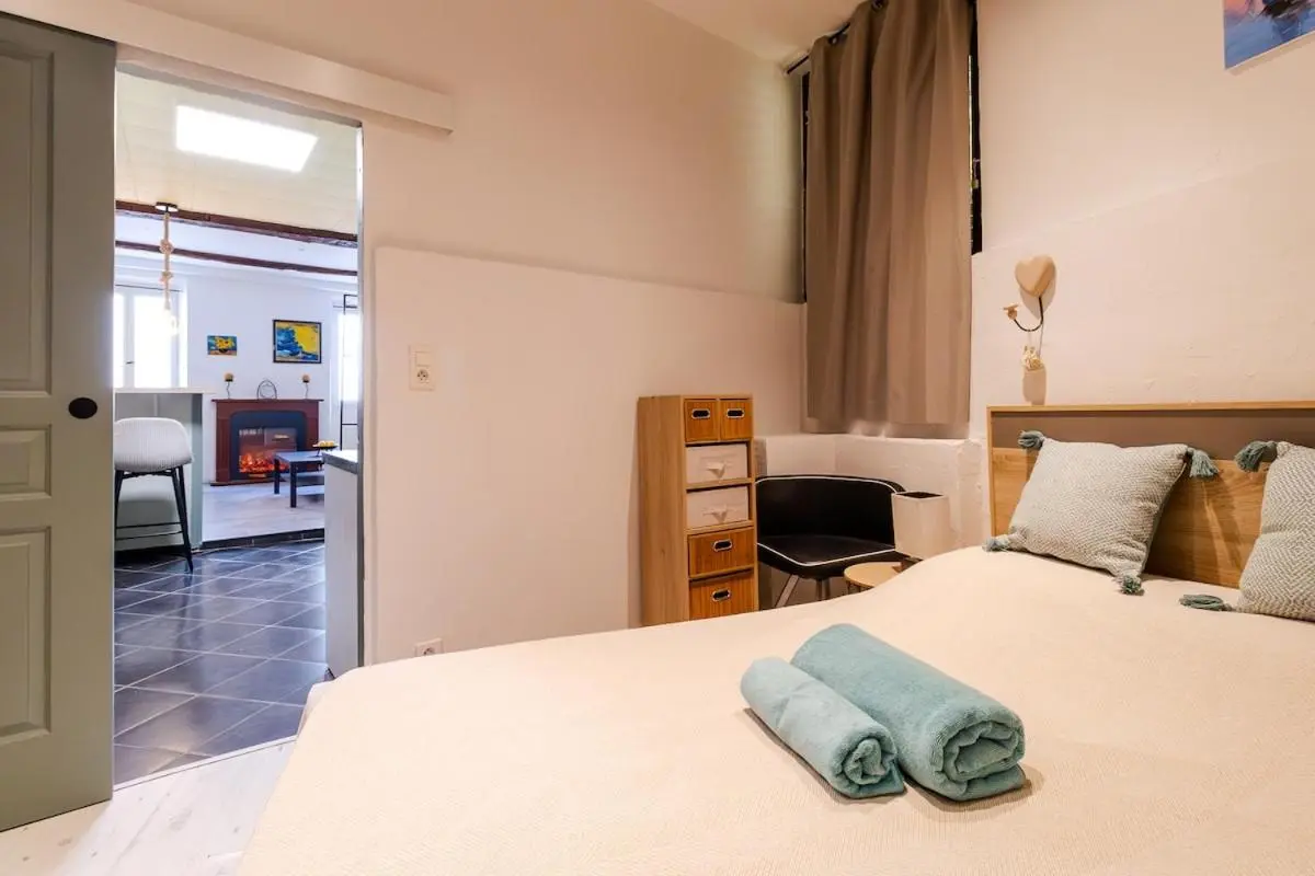 Image 6 of Apparemment charmant au cœur du Suquet