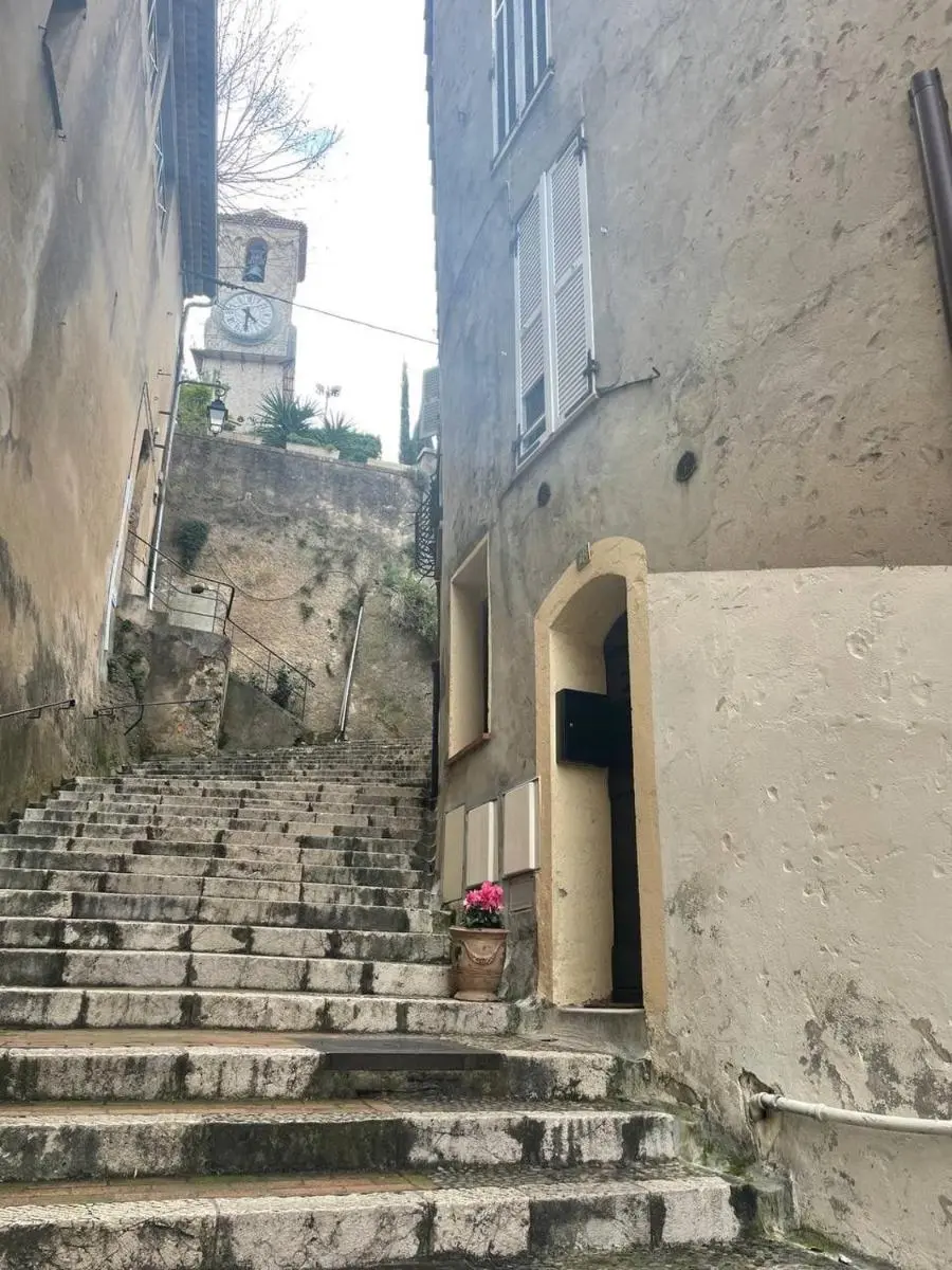 Image 5 of Apparemment charmant au cœur du Suquet