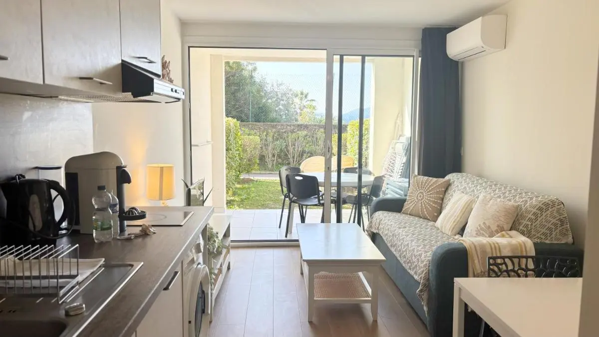 Image 4 of Appartement 0321, piscine – parking – proche plages – Palmazur Vacances