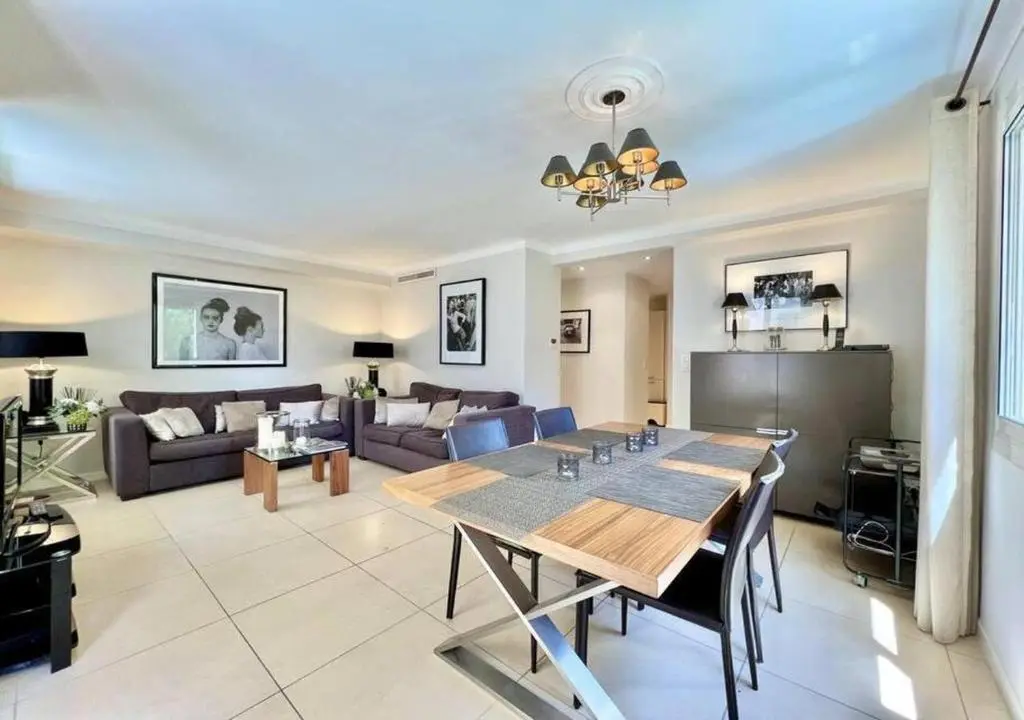 Image of Appartement de deux chambres à coucher près de la Croisette à Cannes