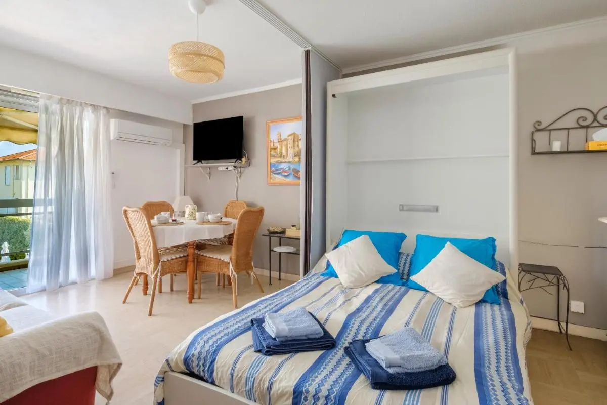 Image 1 of Bellevue Cannes