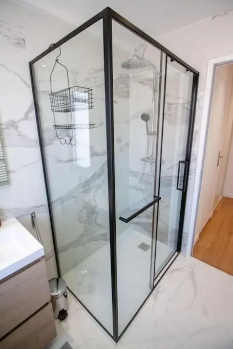 Image 3 of Brand New Central Cannes Apt 2 min walk to Palais