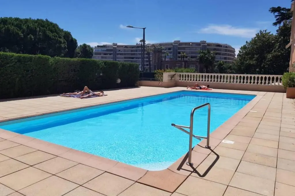 Image 3 of C009-Duplex avec vue sur mer et piscine