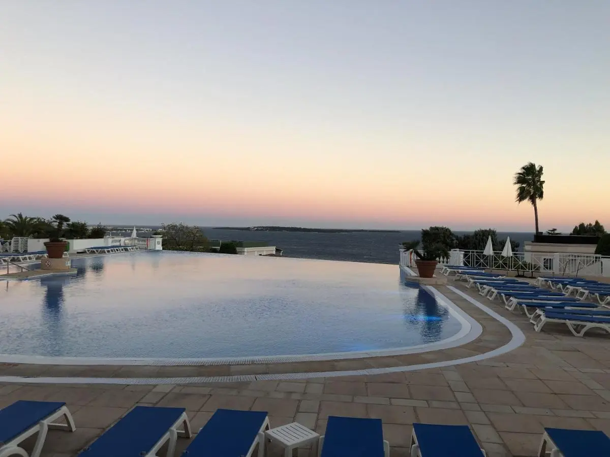 Image 6 of CANNES Appartement Duplex Piscine VUE Mer WIFI PARKING CLIM