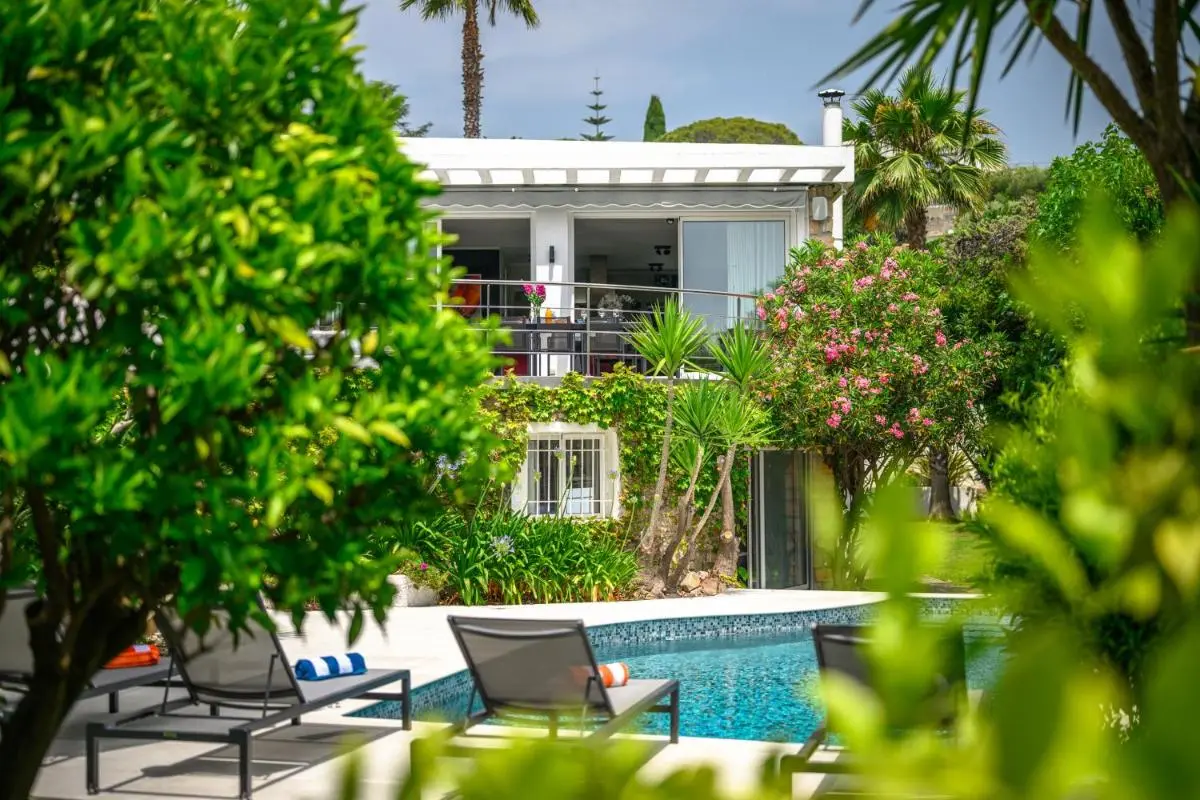 Image 3 of CANNES VILLA: 15 mins walk to beach & centre