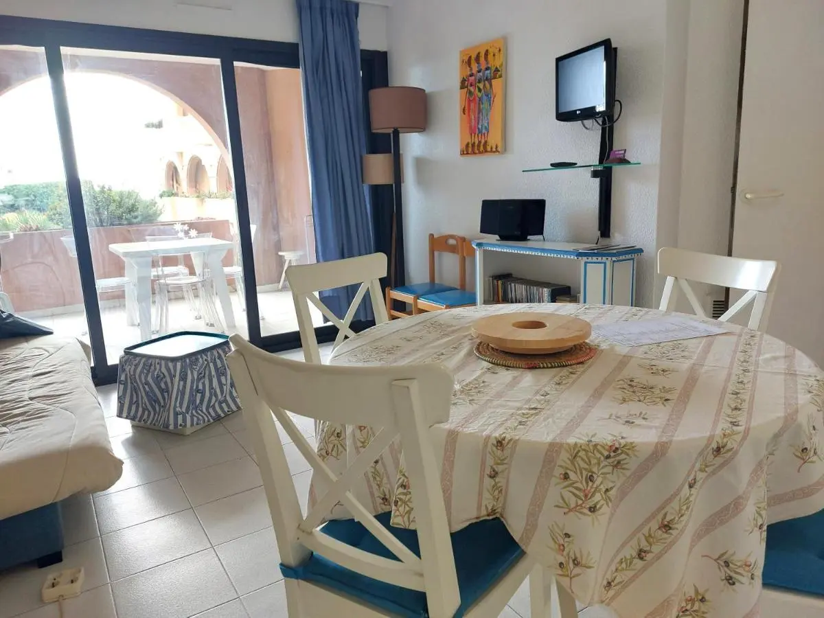 Image 5 of CARIBOU T2 piscine – Axelle Loc’Appart