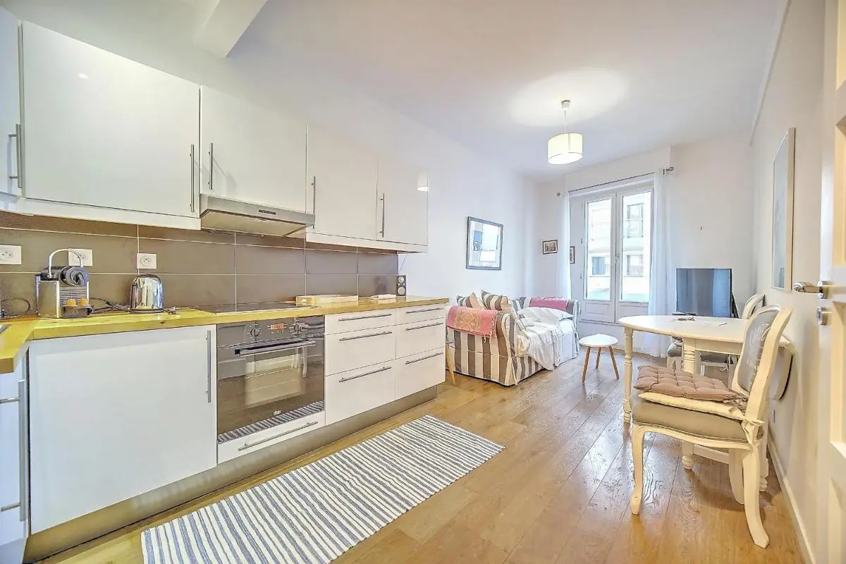 Image 5 of Cannes Carré d’Or Cozy 1 BR balcony, Croisette Palais 2 mn by Olam Properties