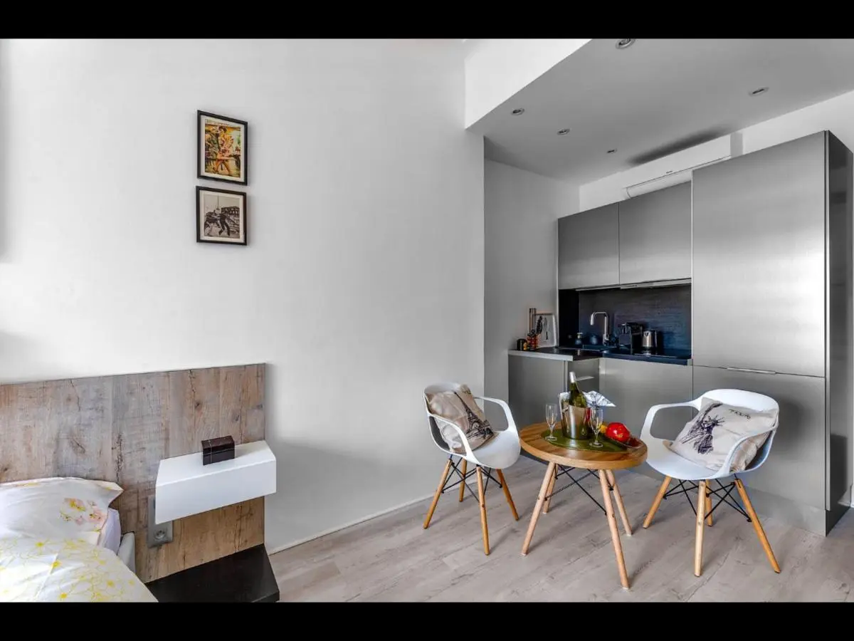 Image 3 of Cannes Croisette Concorde Miramar