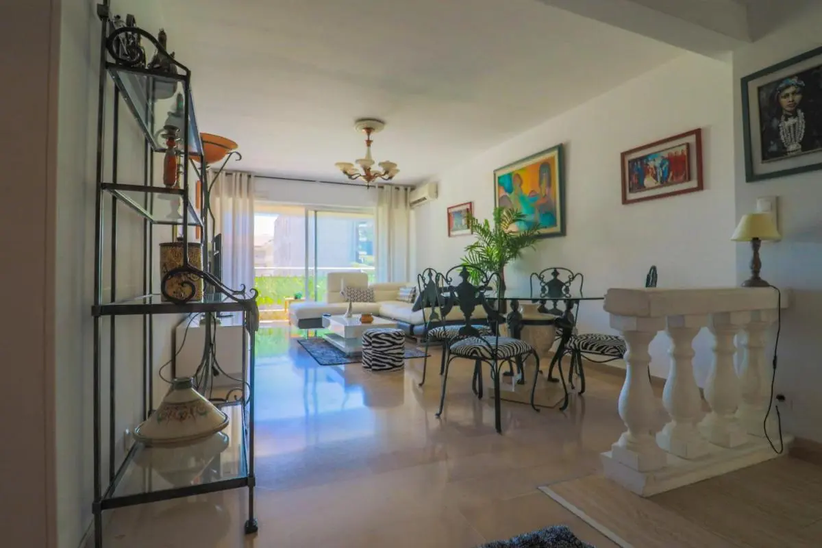 Image 3 of Central Park Apartment