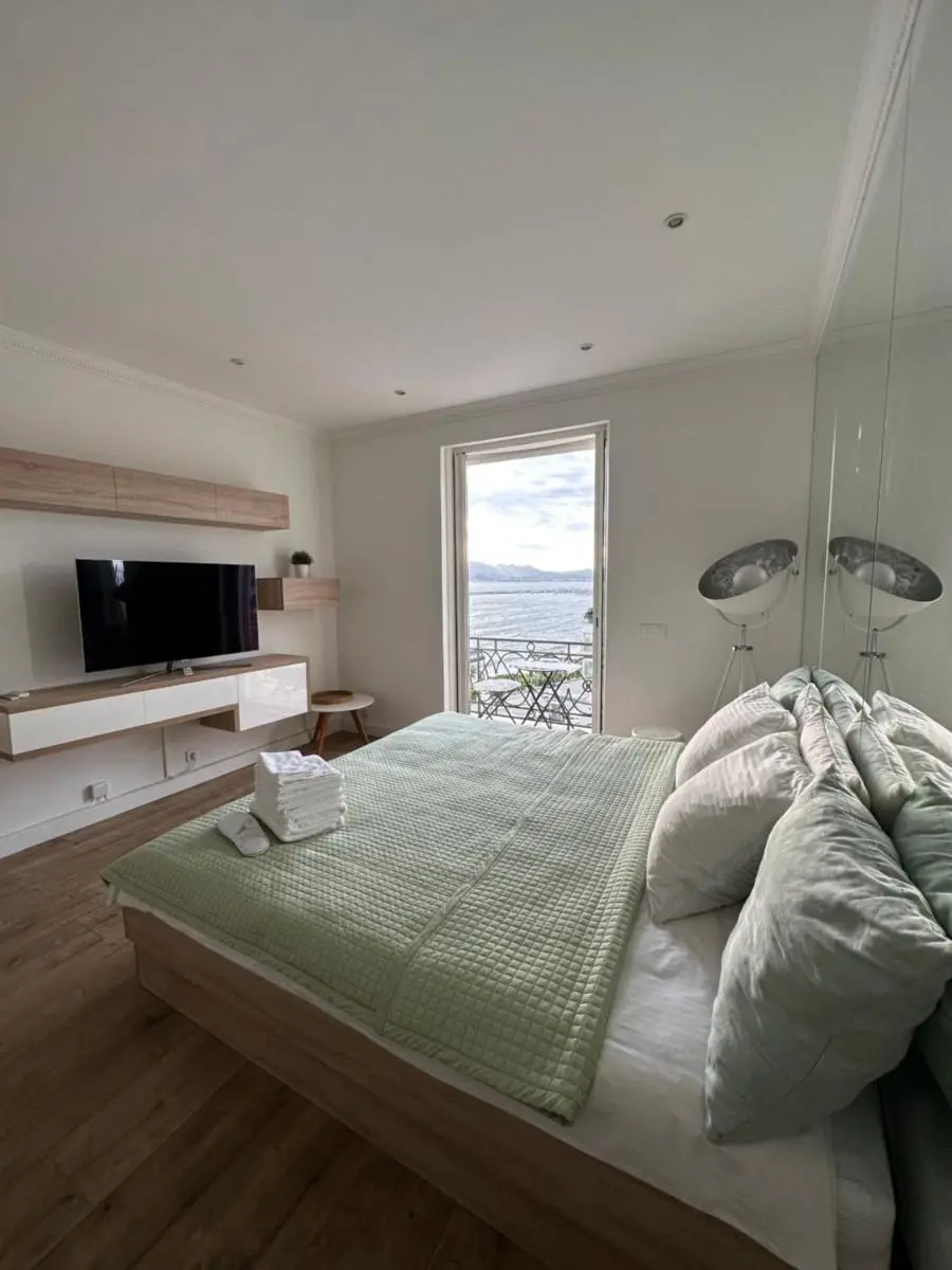 Image 5 of Croisette Palais Miramar – sea view