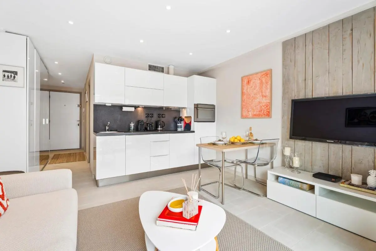 Image 1 of Downtown Cannes Modern 1-Br Apartment