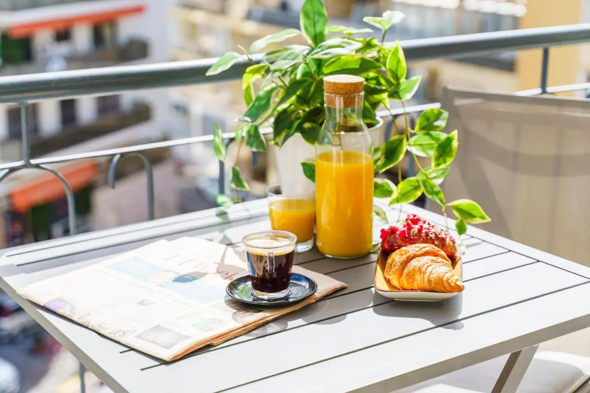 Image 5 of Downtown Cannes Modern 1-Br Apartment