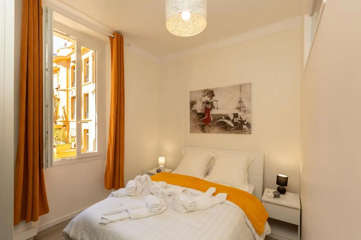 Image 1 of Elegant 2 rooms in the heart of Cannes