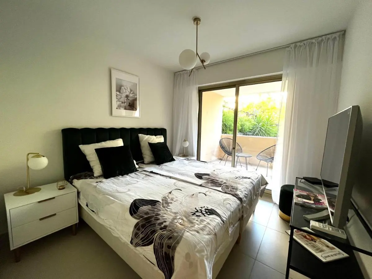 Image 6 of Elegant apartment close to Croisette and Palais de Festival with garage