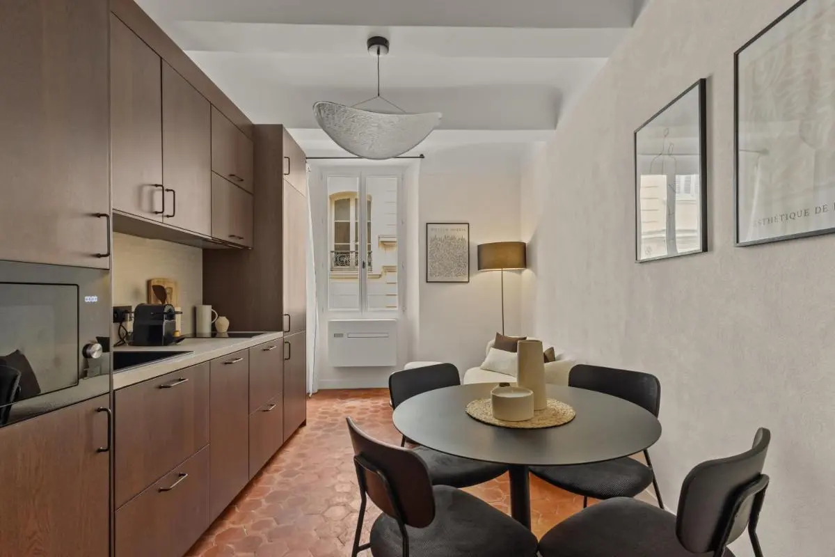 Image 3 of Exceptionnel face Palais Cannes