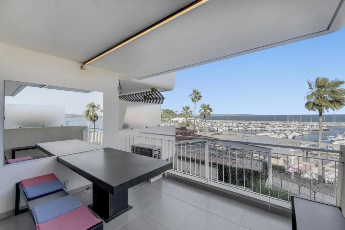 Image 1 of F2 Palm Beach – Pointe Croisette