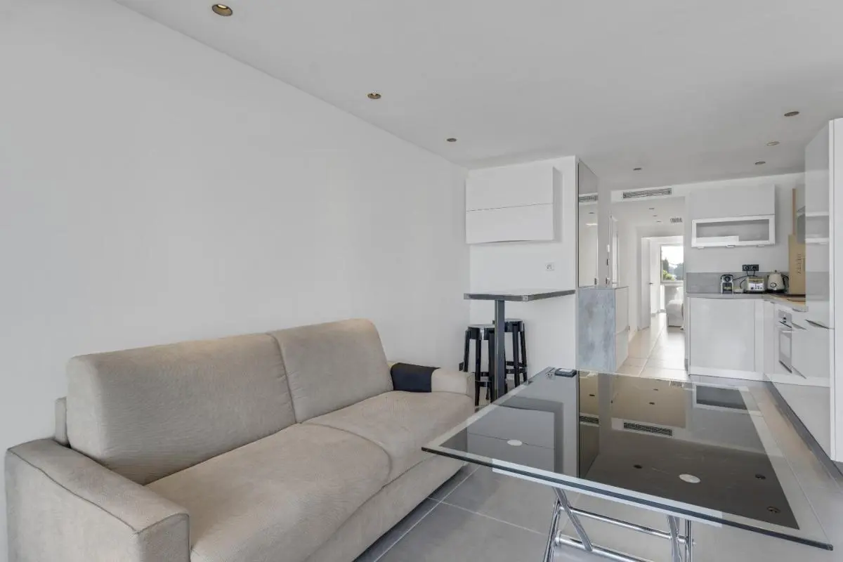 Image 5 of F2 Palm Beach – Pointe Croisette