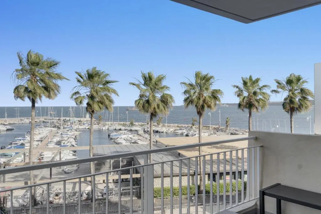 Image of F2 Palm Beach – Pointe Croisette