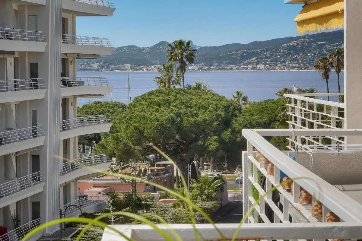 Image 5 of FRGK “Etoile du sud TERRASSE Vue Mer PALM BEACH”