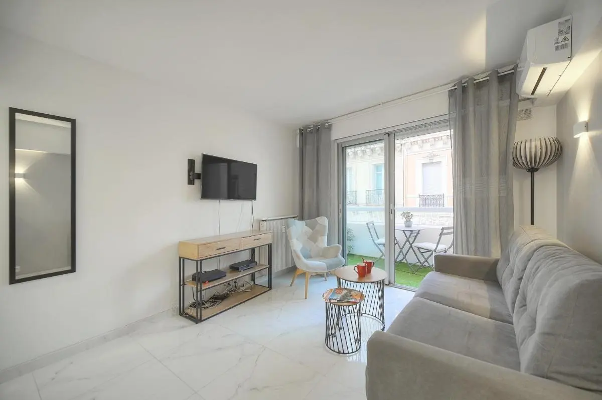 Image 2 of FRGK “VICTORIA 4 Centre Ville lumineux moderne”