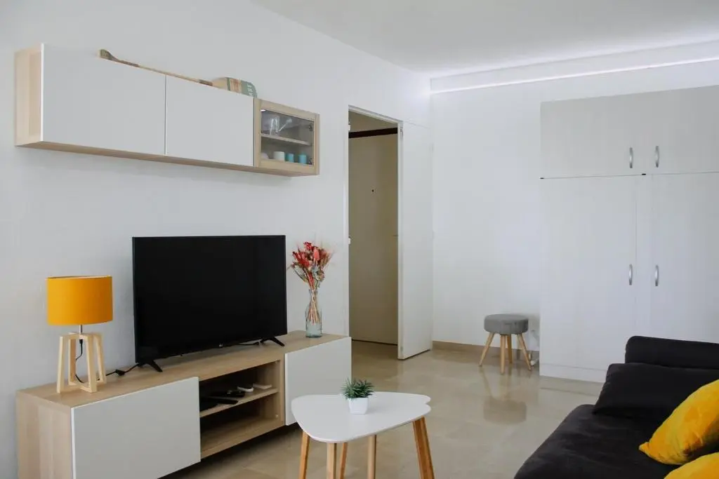 Image of Face à la Mer YourHostHelper