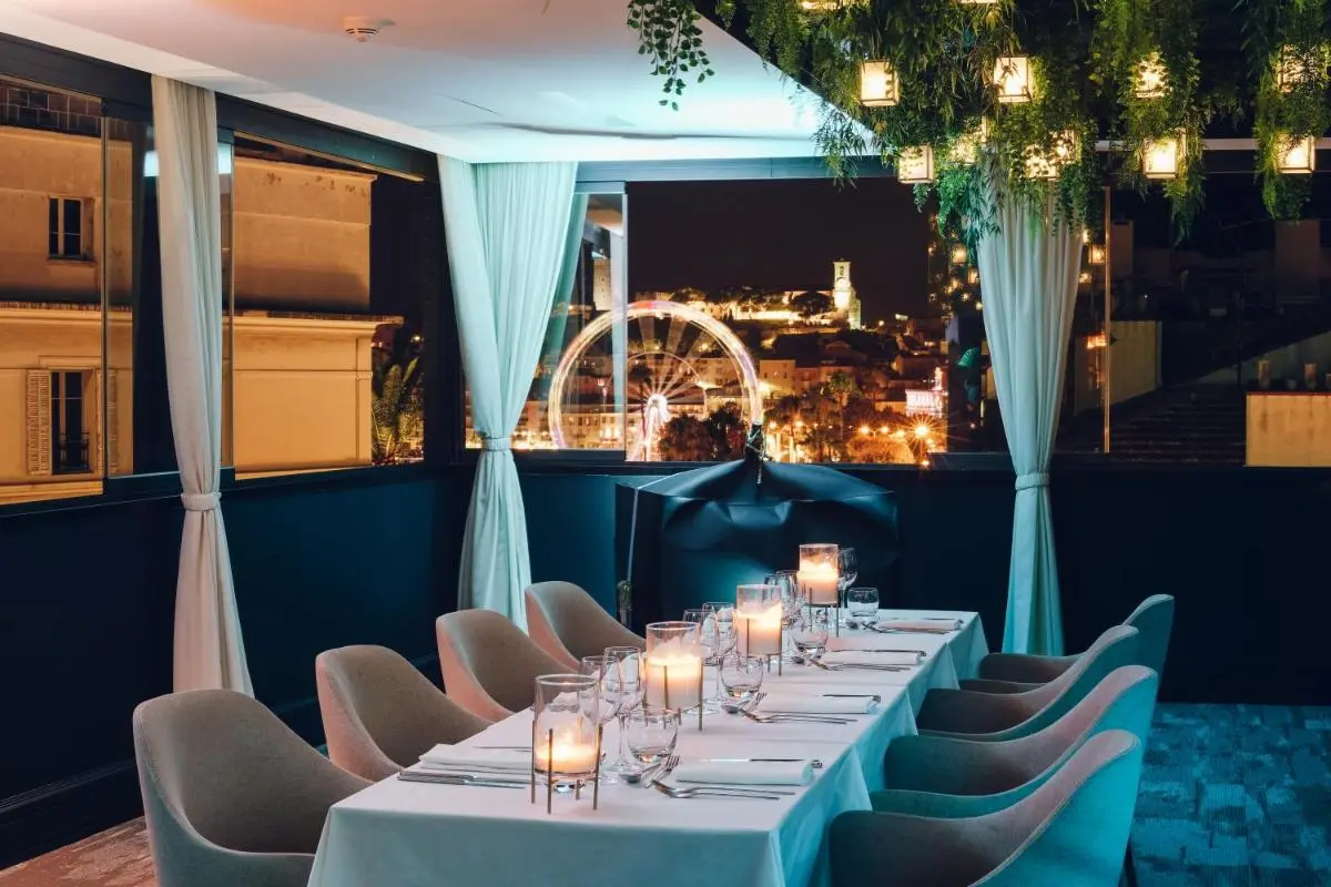 Image 2 of Five Seas by Inwood Hotels