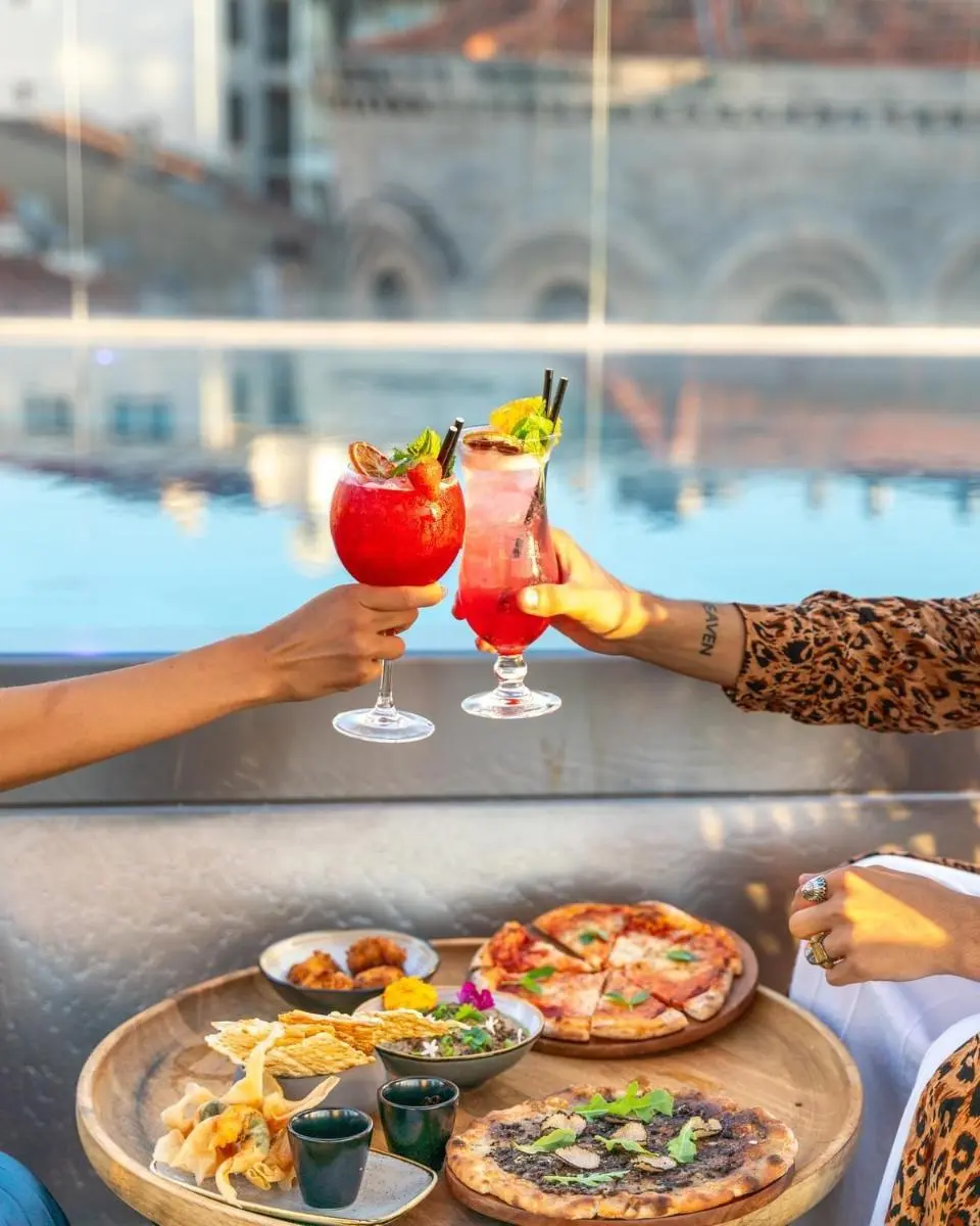 Image 4 of Five Seas by Inwood Hotels