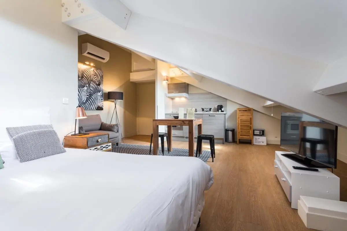 Image 1 of Florella Jean Jaures Apartment