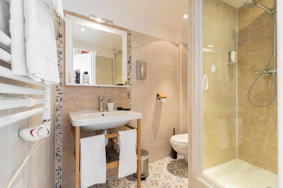 Image 2 of Florella Maréchal Joffre