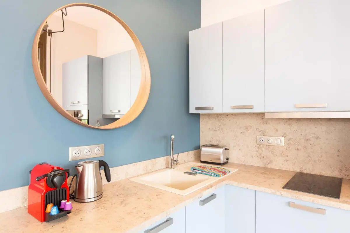 Image 2 of Gray d’Albion YourHostHelper