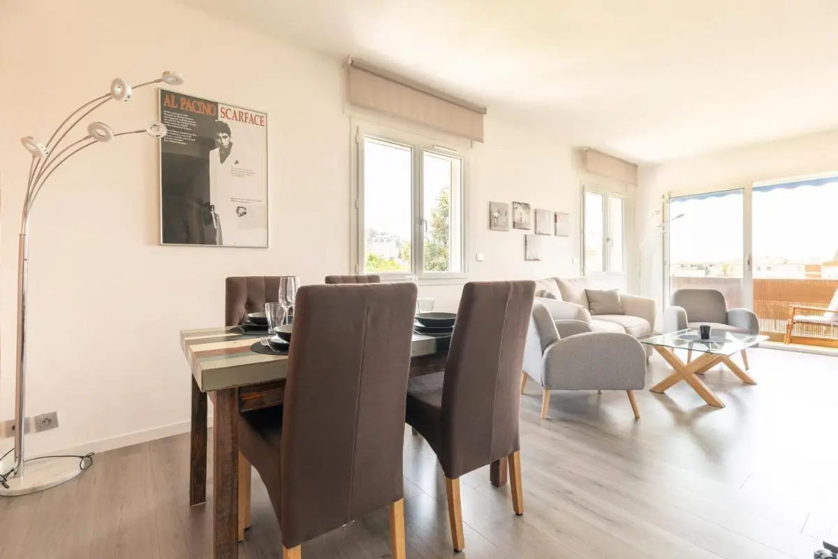 Image 3 of Hayda – Proche plage et congrès