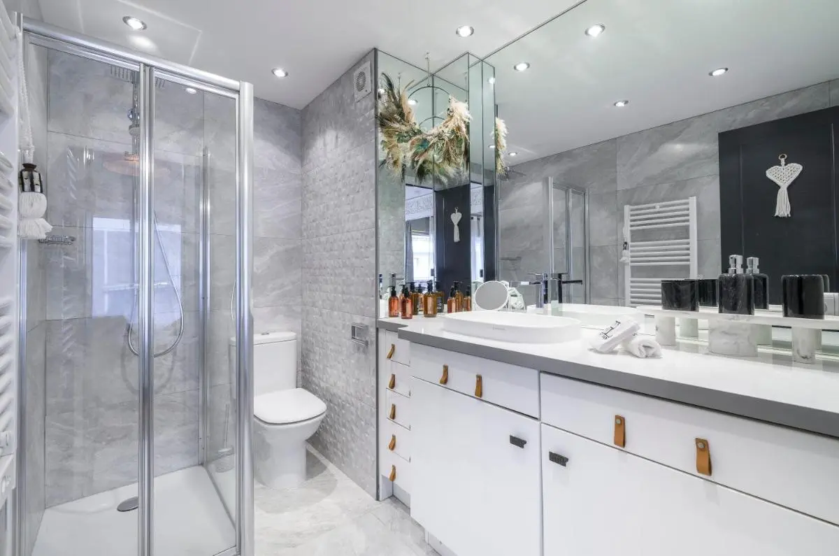 Image 4 of Host Inn Sweet Croisette