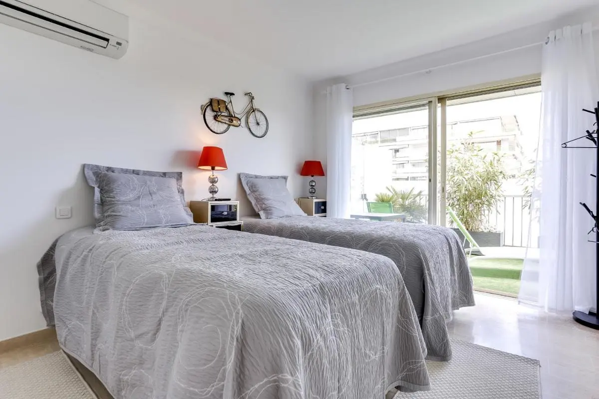 Image 2 of IMMOGROOM – Apartment with terrace – AC – Parking