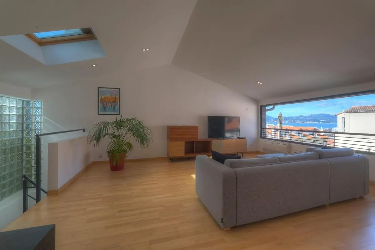 Image 6 of IMMOGROOM – Beautiful duplex – Sea view – Quiet – AC – Wifi – Garage