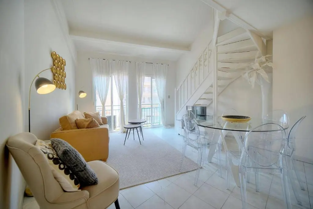 Image of IMMOGROOM – Duplex with air conditioner – 5 min from the beach – Suquet