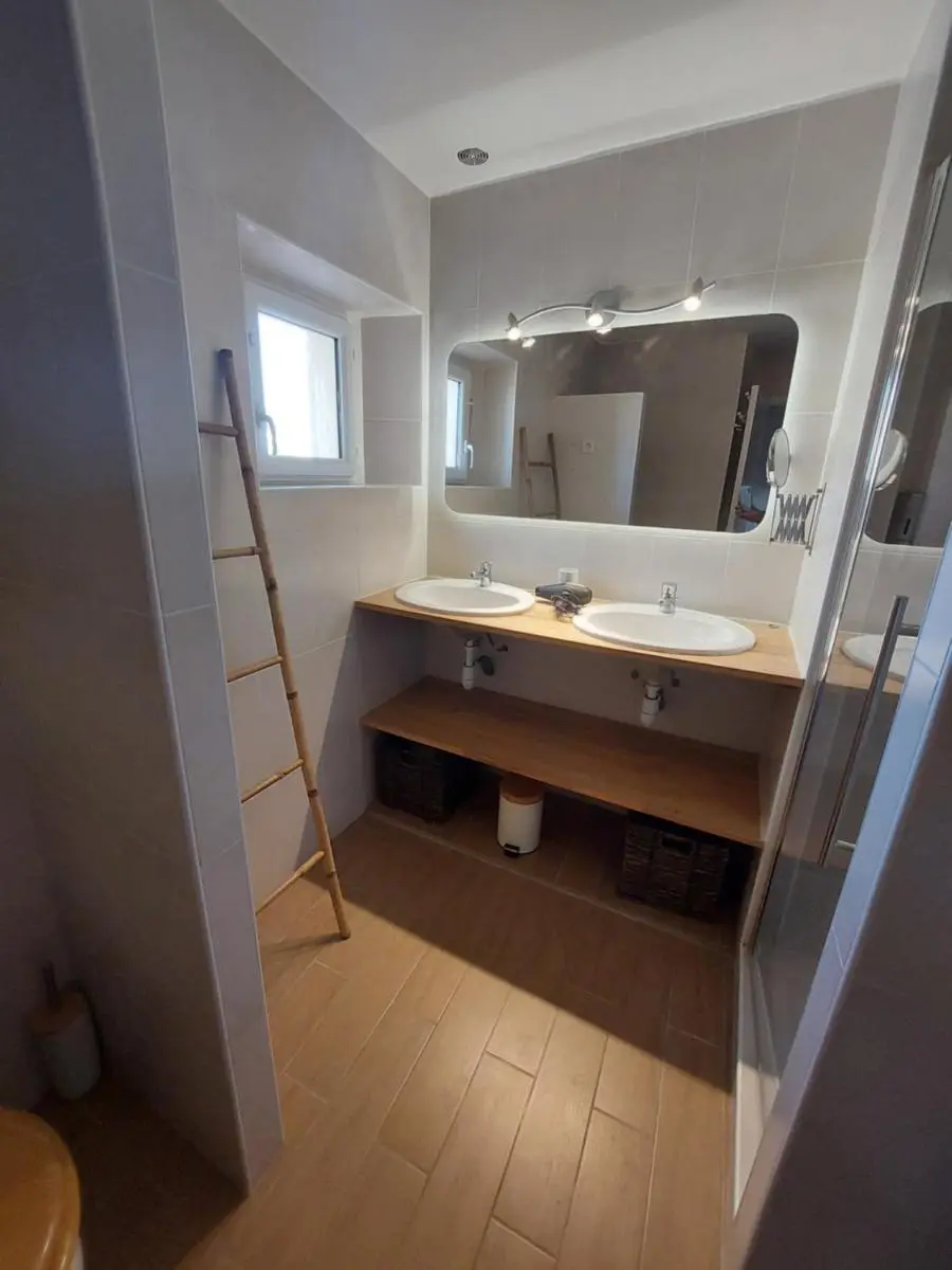 Image 2 of In the hart of old Cannes – Place du Suquet – 2 Min Walking distance from Palais de Festivals and Beaches